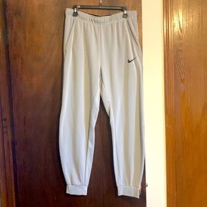Athletic joggers